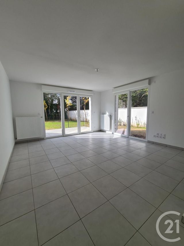 Appartement F3 à louer - 3 pièces - 74.1 m2 - TOULOUSE - 31 - MIDI-PYRENEES - Century 21 Idéa