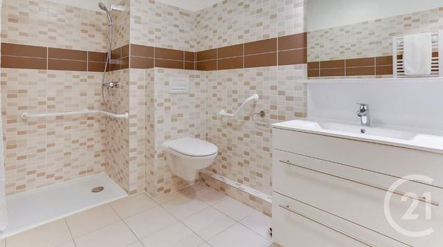 Afficher la photo en grand Appartement F2 à vendre - 2 pièces - 52.53 m2 - TOULOUSE - 31 - MIDI-PYRENEES - Century 21 Idéa