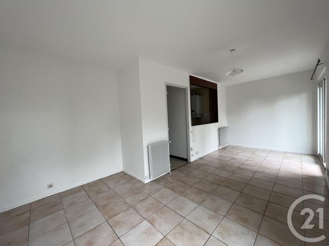 Appartement T1 à louer - 1 pièce - 29.89 m2 - RAMONVILLE ST AGNE - 31 - MIDI-PYRENEES - Century 21 Idéa