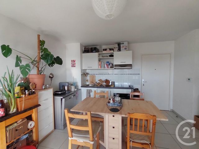 Appartement T3 à vendre - 3 pièces - 58.37 m2 - TOULOUSE - 31 - MIDI-PYRENEES - Century 21 Idéa