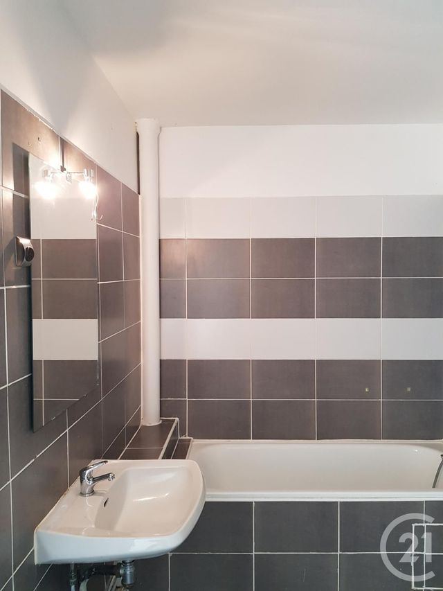 Afficher la photo en grand Appartement F2 à vendre - 2 pièces - 48.63 m2 - TOULOUSE - 31 - MIDI-PYRENEES - Century 21 Idéa