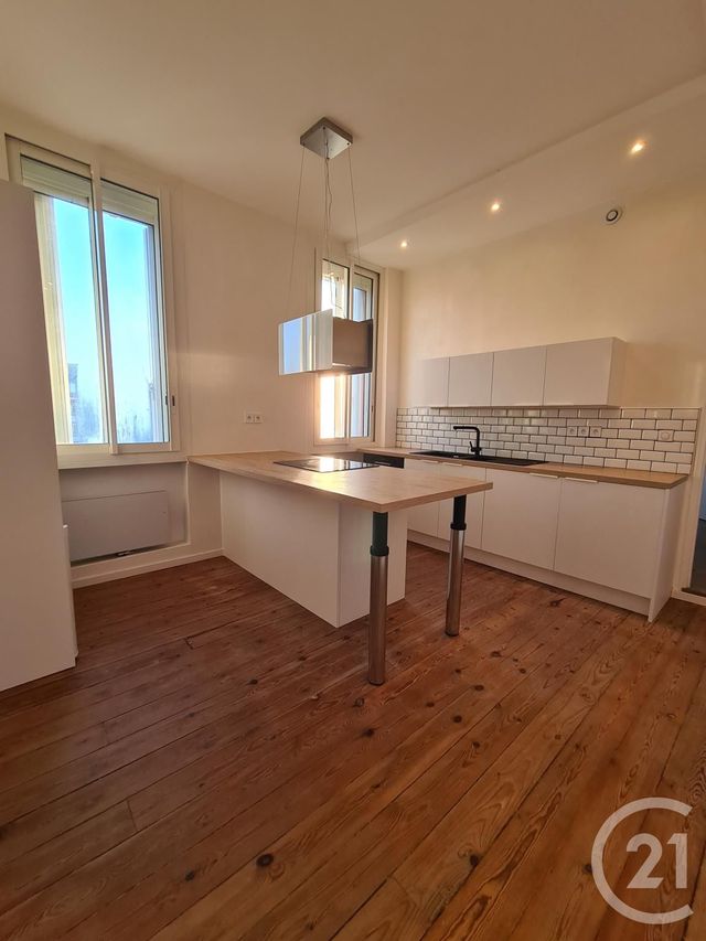 Appartement T2 à louer - 2 pièces - 48.04 m2 - TOULOUSE - 31 - MIDI-PYRENEES - Century 21 Idéa