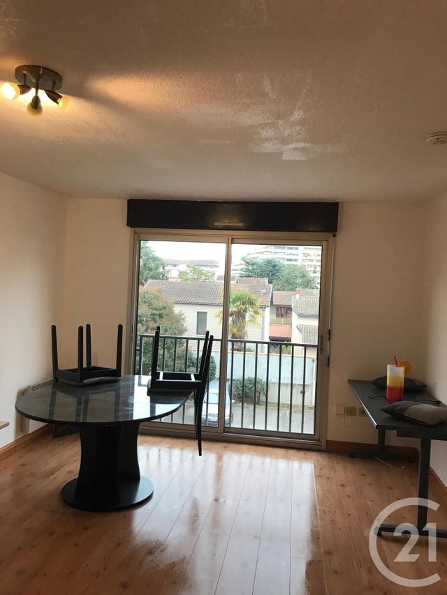 Appartement F2 à louer - 2 pièces - 41.21 m2 - TOULOUSE - 31 - MIDI-PYRENEES - Century 21 Idéa