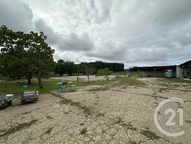 Afficher la photo en grand maison à vendre - 20 pièces - 1400.0 m2 - CONDOM - 32 - MIDI-PYRENEES - Century 21 Idéa