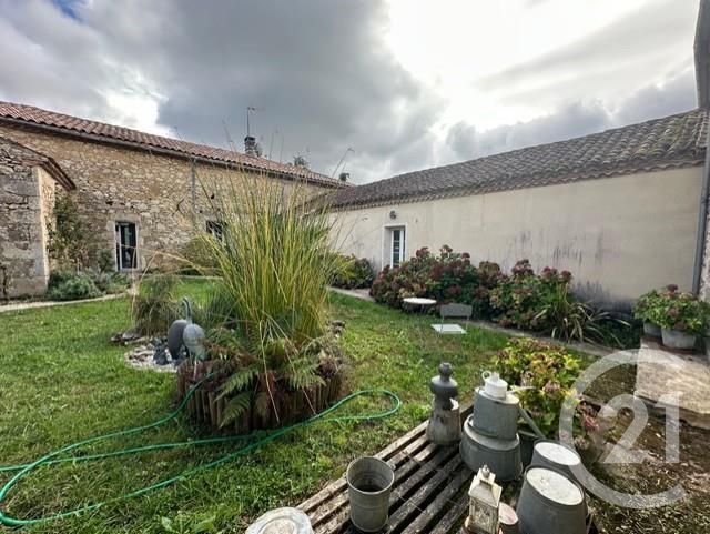 Afficher la photo en grand maison à vendre - 20 pièces - 1400.0 m2 - CONDOM - 32 - MIDI-PYRENEES - Century 21 Idéa