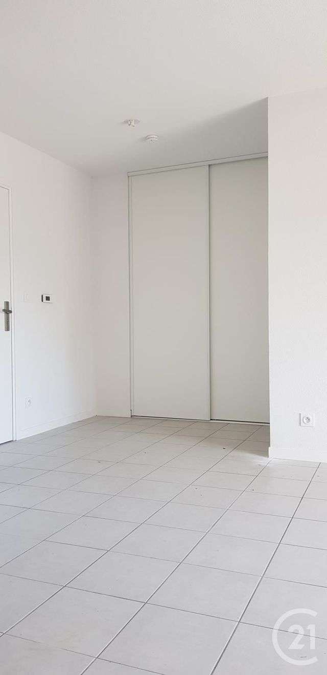 Afficher la photo en grand Appartement F2 à louer - 2 pièces - 44.66 m2 - TOULOUSE - 31 - MIDI-PYRENEES - Century 21 Idéa