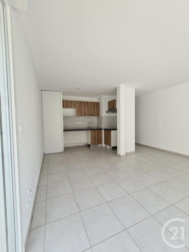 Appartement F3 à louer - 3 pièces - 74.1 m2 - TOULOUSE - 31 - MIDI-PYRENEES - Century 21 Idéa
