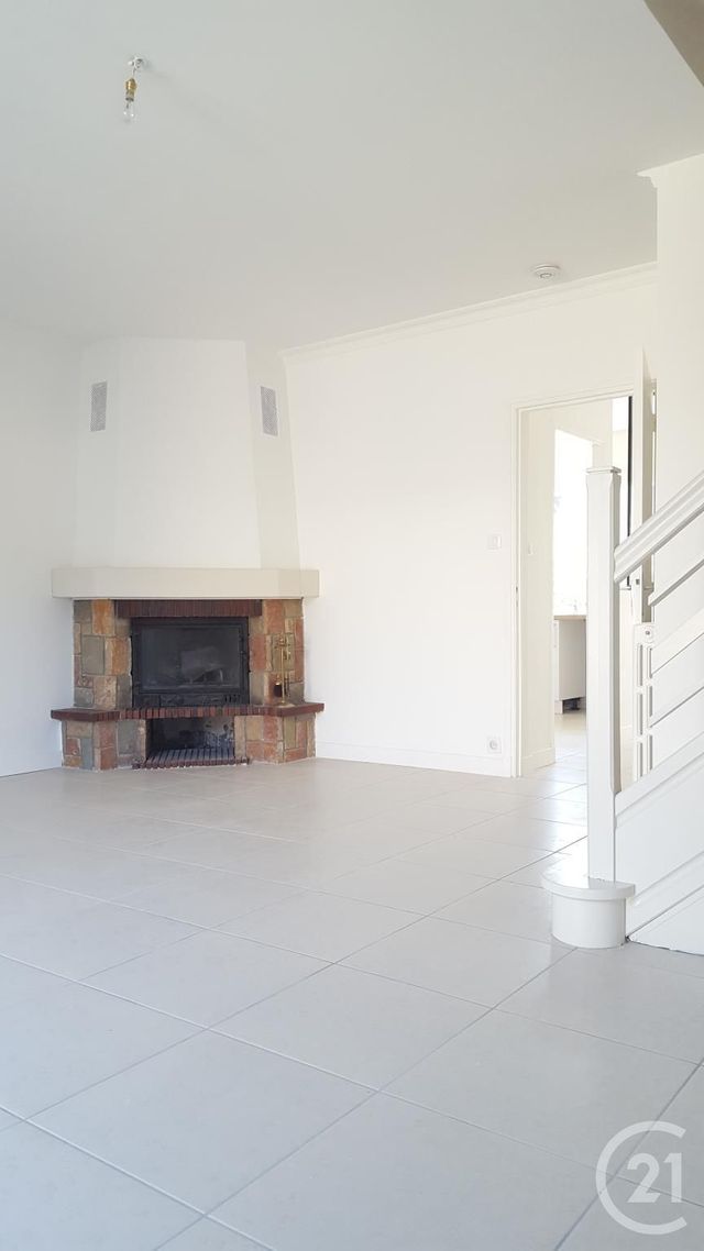 maison à louer - 5 pièces - 84.1 m2 - TOULOUSE - 31 - MIDI-PYRENEES - Century 21 Idéa