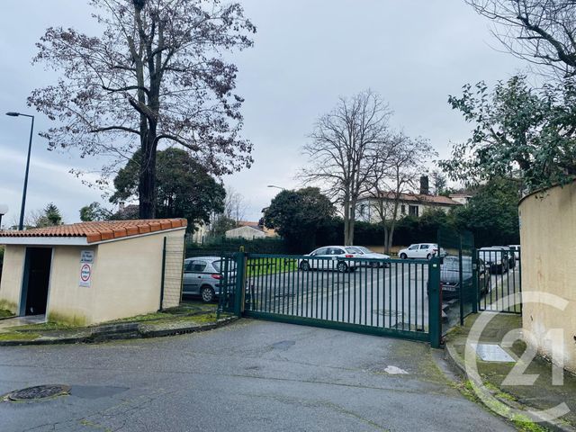 Appartement F1 à louer - 1 pièce - 30.74 m2 - TOULOUSE - 31 - MIDI-PYRENEES - Century 21 Idéa