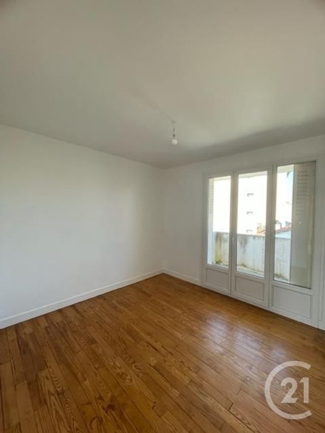 Appartement F3 à louer - 3 pièces - 56.9 m2 - TOULOUSE - 31 - MIDI-PYRENEES - Century 21 Idéa