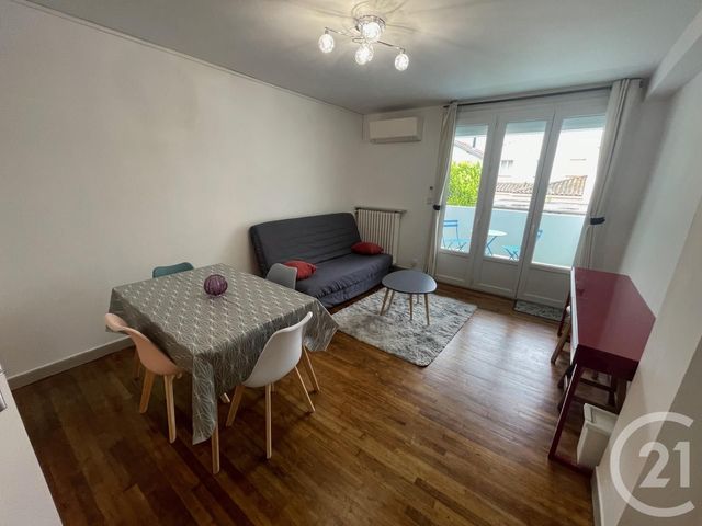 Appartement T3 à louer - 3 pièces - 54.12 m2 - TOULOUSE - 31 - MIDI-PYRENEES - Century 21 Idéa
