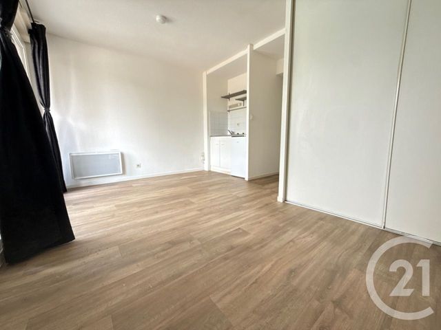 Appartement T1 à vendre - 1 pièce - 21.3 m2 - TOULOUSE - 31 - MIDI-PYRENEES - Century 21 Idéa