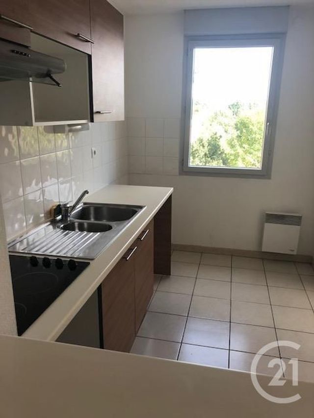 Appartement T3 à louer - 3 pièces - 58.17 m2 - TOULOUSE - 31 - MIDI-PYRENEES - Century 21 Idéa
