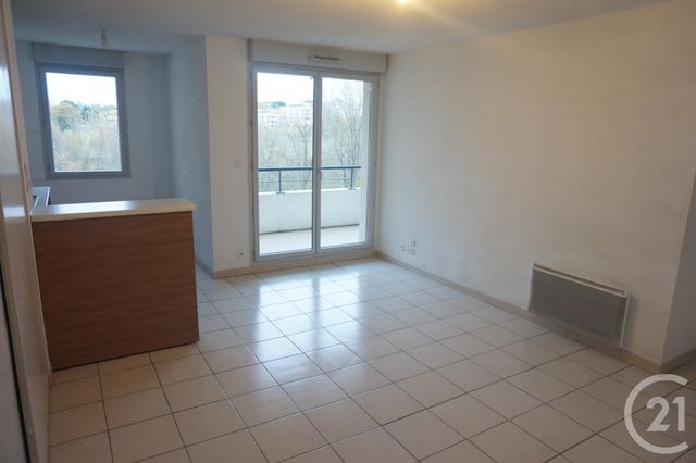 Appartement T3 à louer - 3 pièces - 58.17 m2 - TOULOUSE - 31 - MIDI-PYRENEES - Century 21 Idéa
