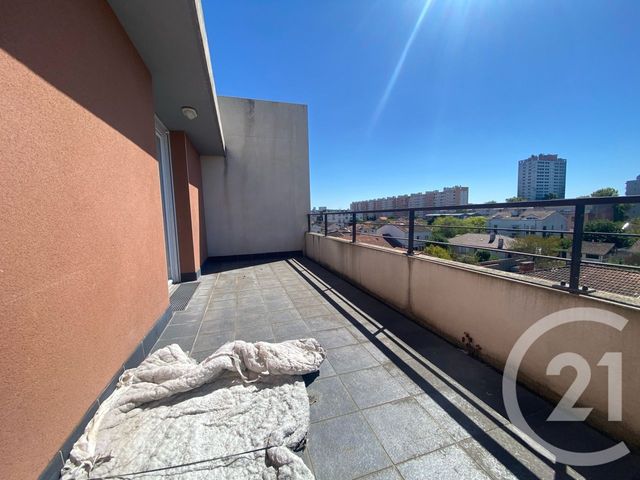 Appartement T1 à vendre - 1 pièce - 27.61 m2 - TOULOUSE - 31 - MIDI-PYRENEES - Century 21 Idéa